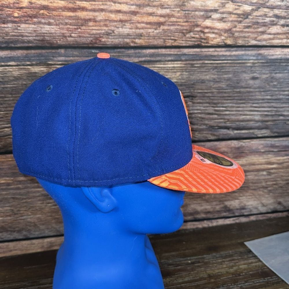 New Era New York Knicks Fitted Cap Hat 7-5/8 - Picture 7 of 8